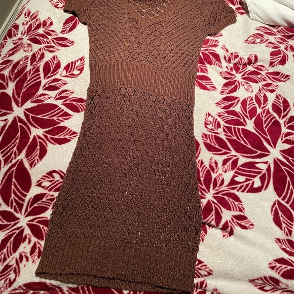 Guess mesh tunic top - Picture 2 of 2